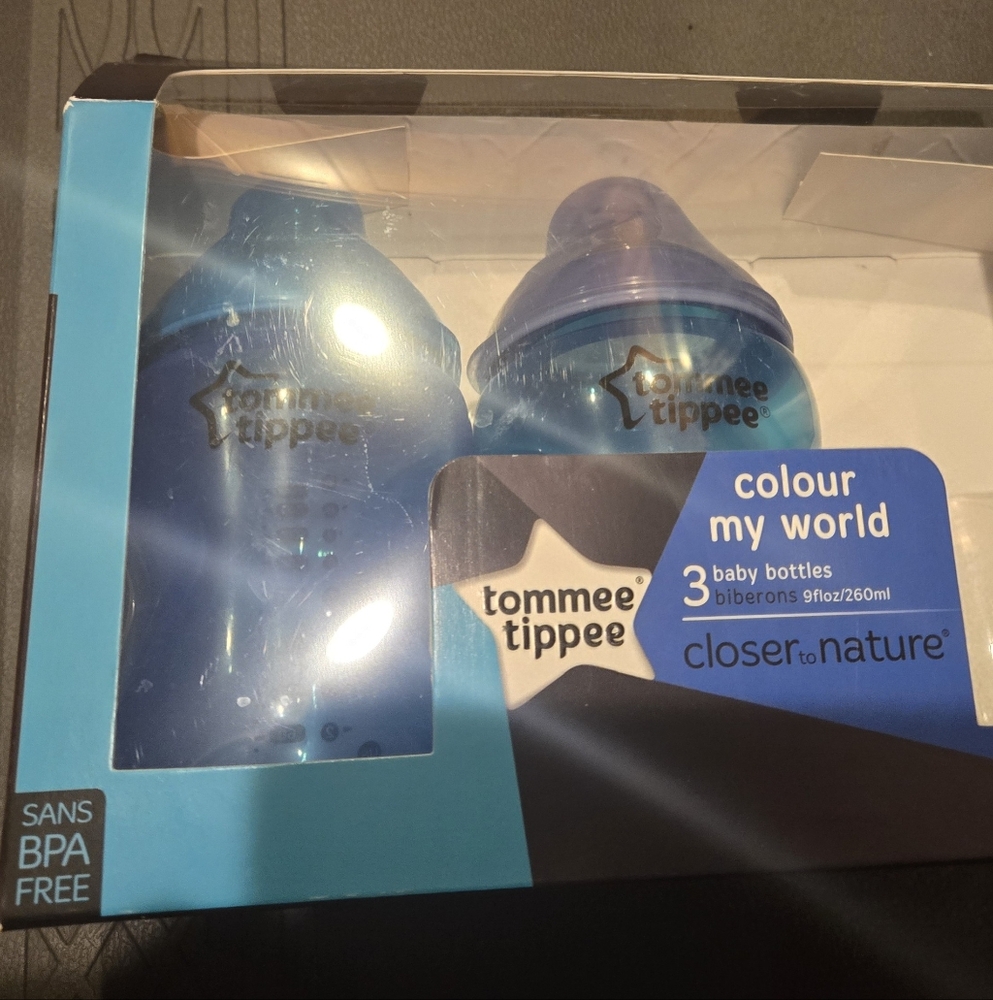 Tommee Tippee colour my world 2 baby bottles